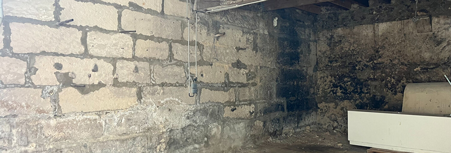 Garage  20 m² à louer à Saintes (17100)