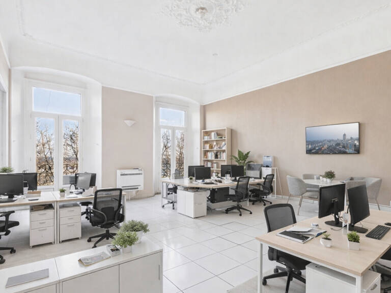 Bureaux place Saint-Nicolas - Bastia — photo 1