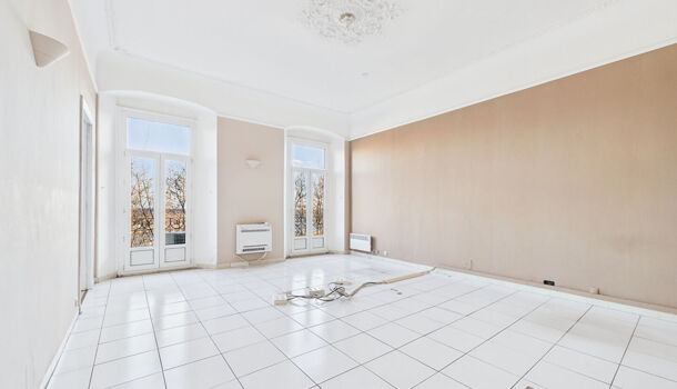 Local commercial 1 pièces  à louer Bastia 20200