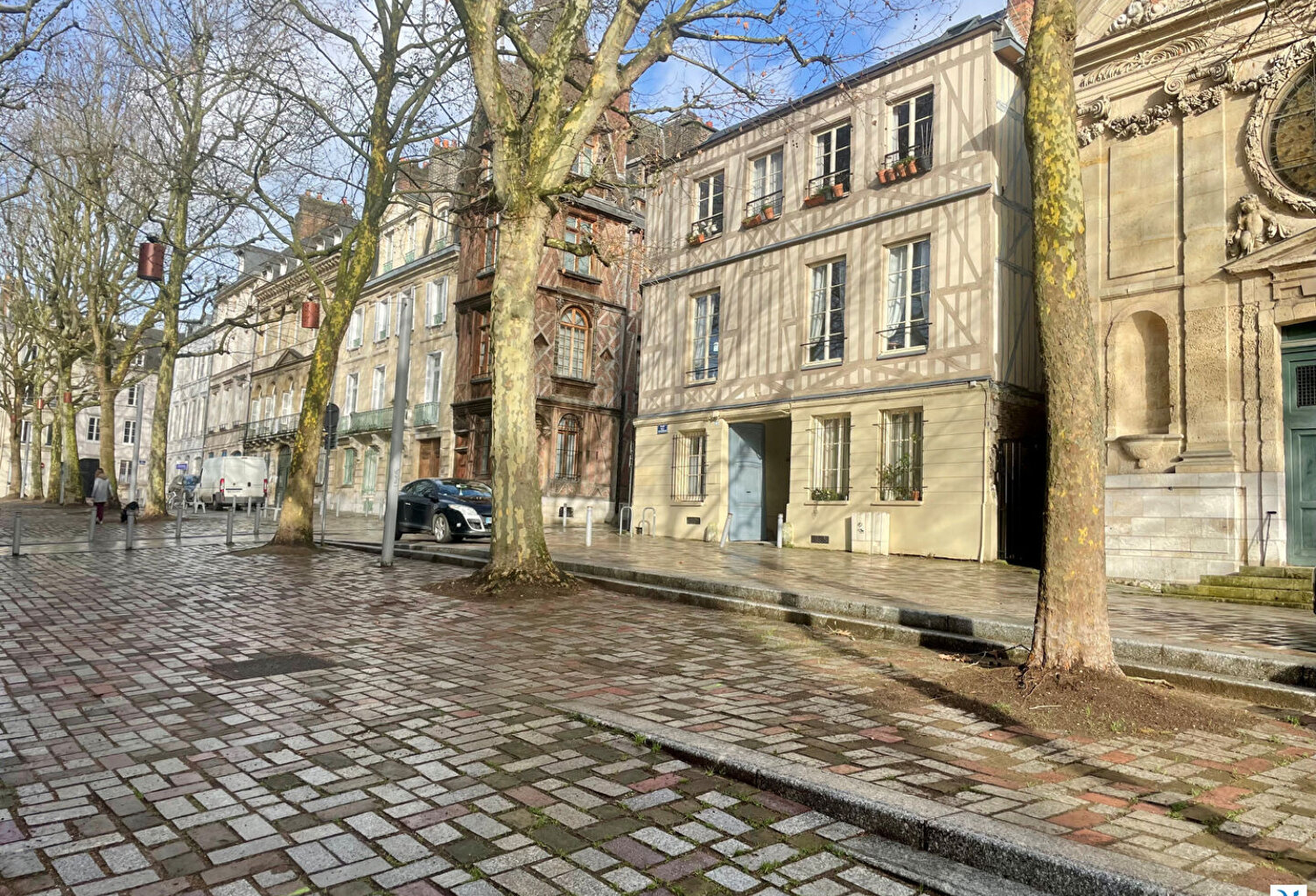 Appartement ROUEN (76000) Place de la Rougemare 3 pièces — photo 1
