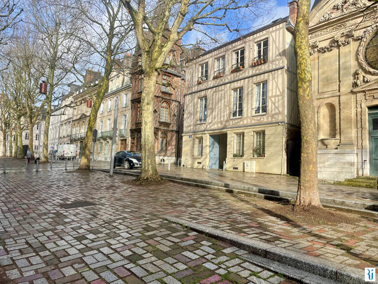 Appartement ROUEN (76000) Place de la Rougemare 3 pièces — photo 1