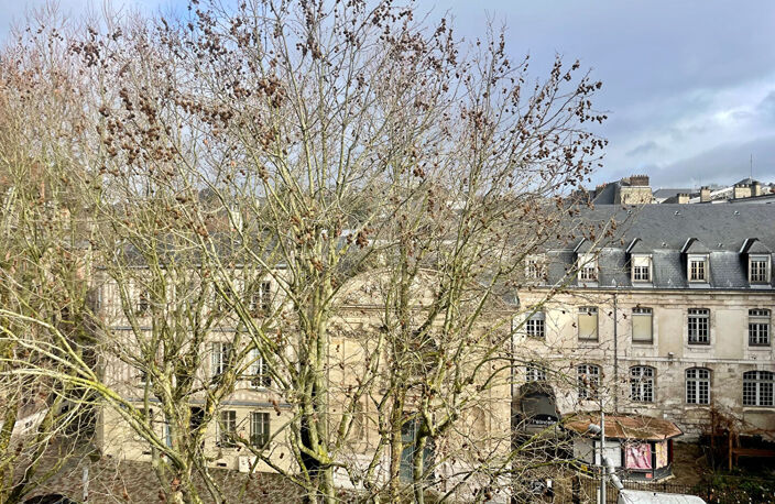 Appartement ROUEN (76000) Place de la Rougemare 3 pièces — photo 2