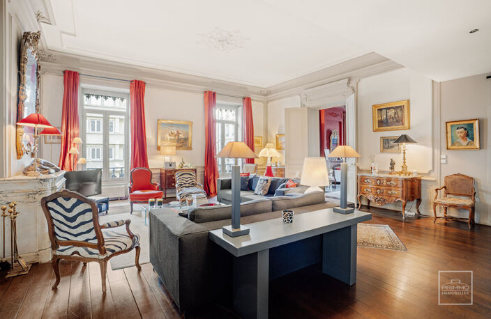 LYON 6, TETE D'OR,  ANCIEN HOTEL PARTICULIER, 169.26m², GRAND GARAGE — photo 2