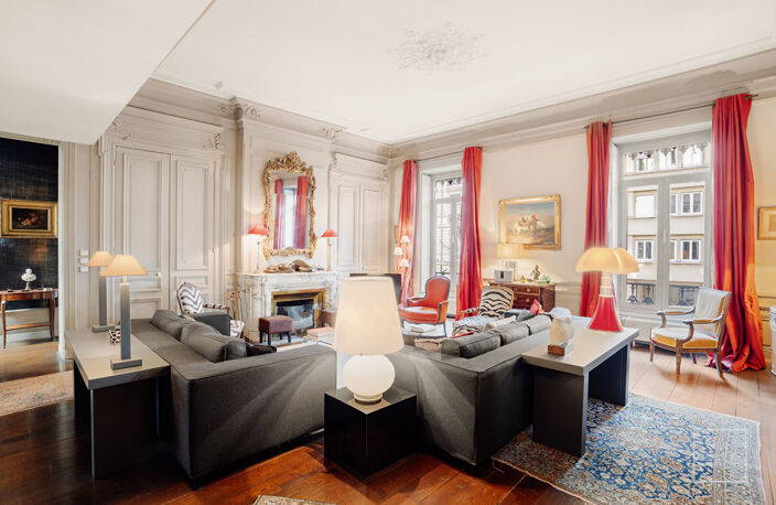 LYON 6, TETE D'OR,  ANCIEN HOTEL PARTICULIER, 169.26m², GRAND GARAGE — photo 4