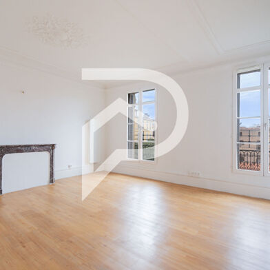 Appartement 3 pièces 1100 €