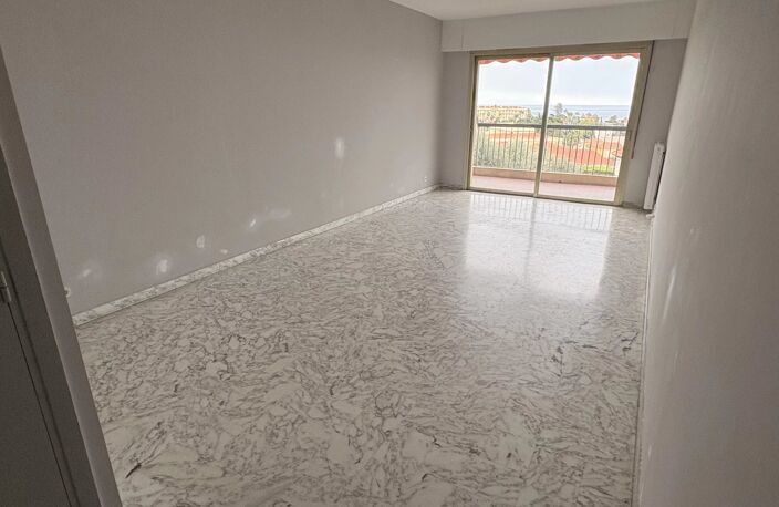 Appartement traversant de 74 m² avec deux terrasses, garage et c — photo 4