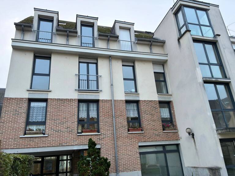 BUREAU SPACIEUX À VENDRE À AMIENS – 417 M², 10 PIÈCES — photo 1