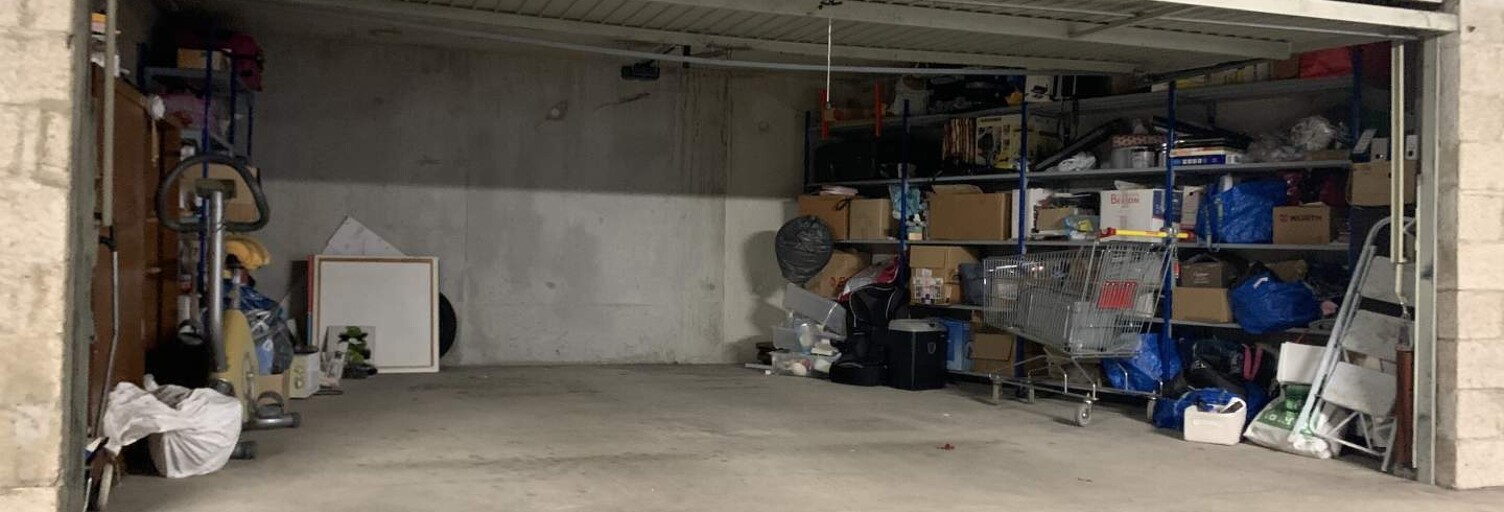 Garage   m² à vendre à Tours (37000)