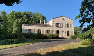 Maison 12 Pièces 342 m² à vendre à Coulon (79510)