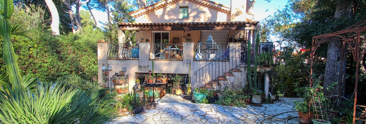 Maison 7 Pièces 250 m² à vendre à Saint-Jean-Cap-Ferrat (06230)