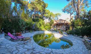 Maison 7 Pièces 250 m² à vendre à Saint-Jean-Cap-Ferrat (06230)