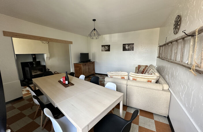 A VENDRE - Maison 7 Pièces à Chaillac — photo 5