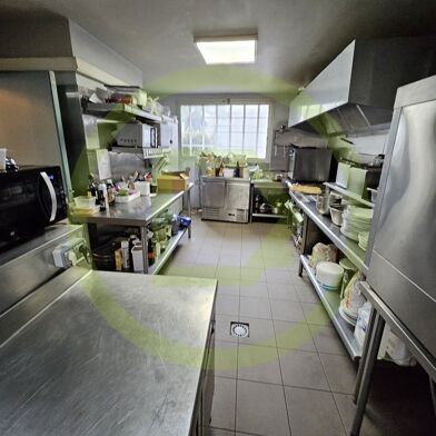 Commerce  335000 €