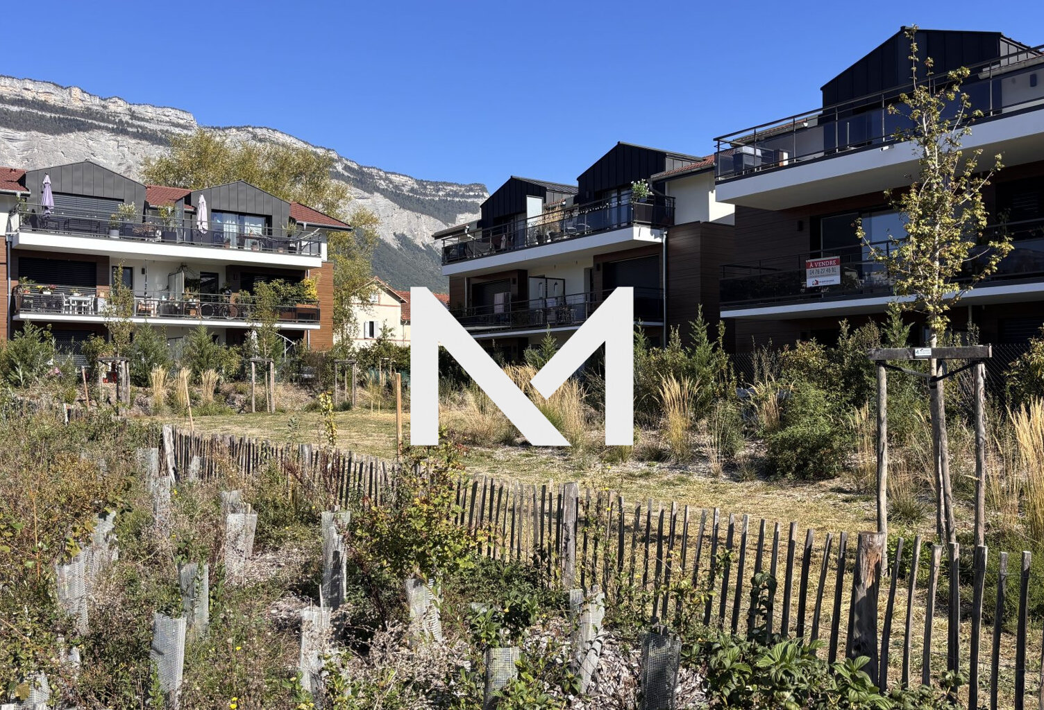 T4 TERRASSE MEYLAN — photo 1