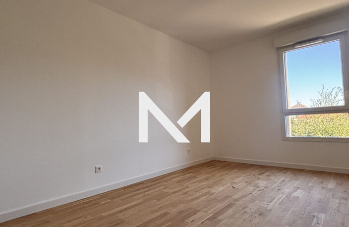 T4 TERRASSE MEYLAN — photo 3