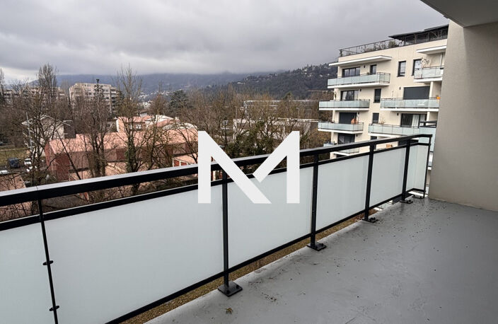 T4 TERRASSE DERNIER ETAGE — photo 4
