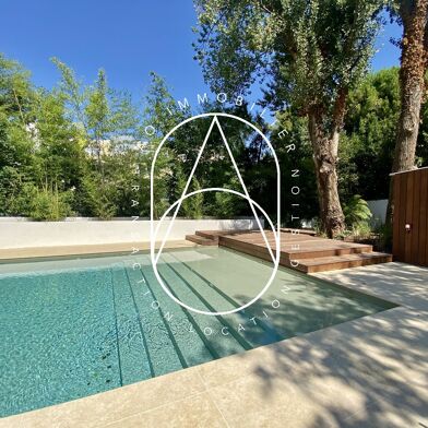 Appartement 2 pièces 910 €