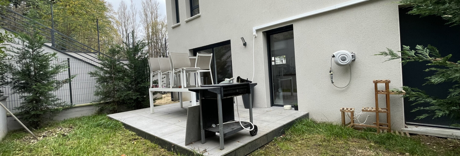 Maison 5 Pièces 106 m² à louer à Pont-de-Chéruy (38230)