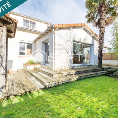 Maison 6 pièces 397000 €