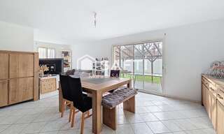 Maison 5 Pièces 102 m² à vendre à Brach (33480)