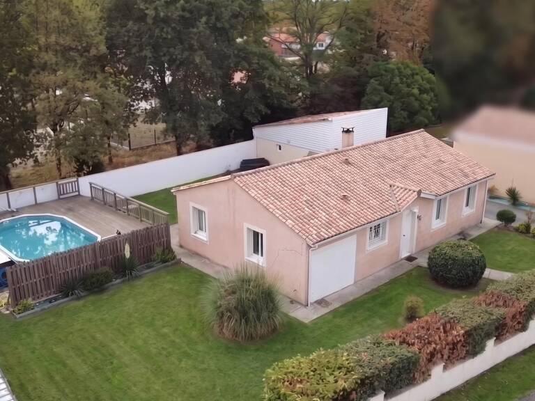 Calme / Centre/ Piscine hors sol / Double garage — photo 1