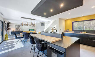 Maison 6 Pièces 152 m² à vendre à L'Isle-sur-la-Sorgue (84800)