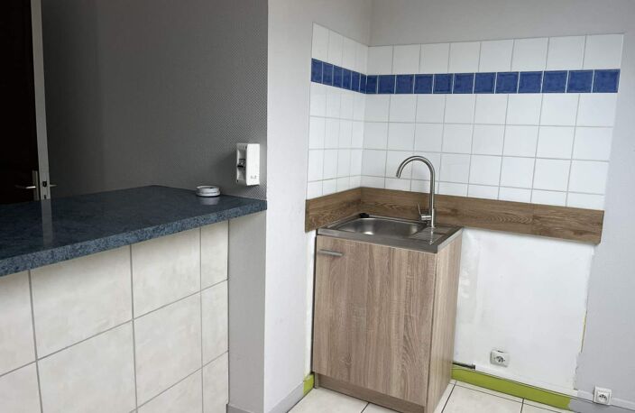 Location appartement 2 pièces 32 m² à Esvres (37320) — photo 5