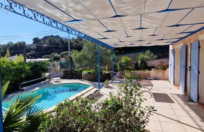 Maison 5 pièces, 3 chambres, piscine, garage - Le Revest-les — photo 3