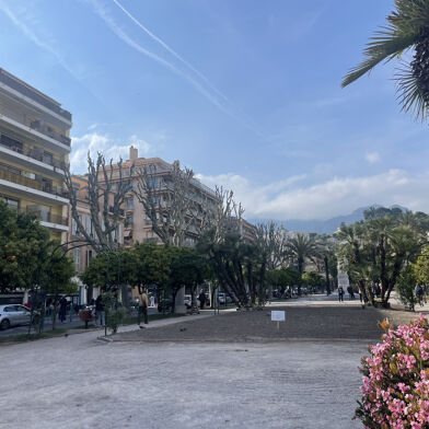 Commerce  145000 €