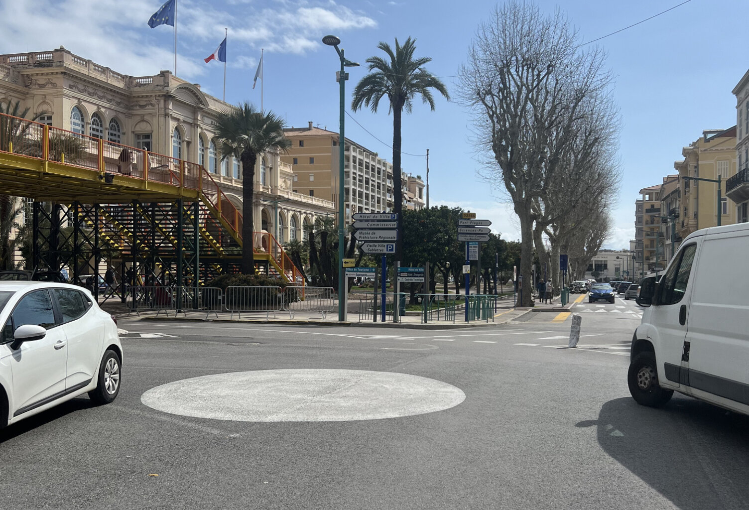 DROIT AU BAIL MENTON CENTRE VILLE — photo 1