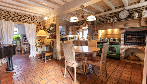 Propri&eacute;t&eacute; 5 pièces  à vendre Morlaàs 64160