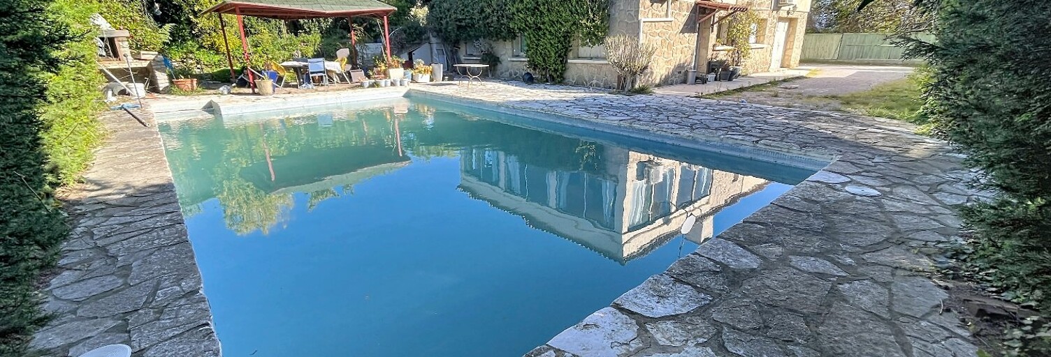 Maison 8 Pièces 163 m² à vendre à Saussan (34570)