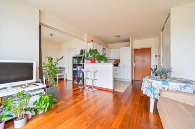 Appartement 2 pièces 240900 €