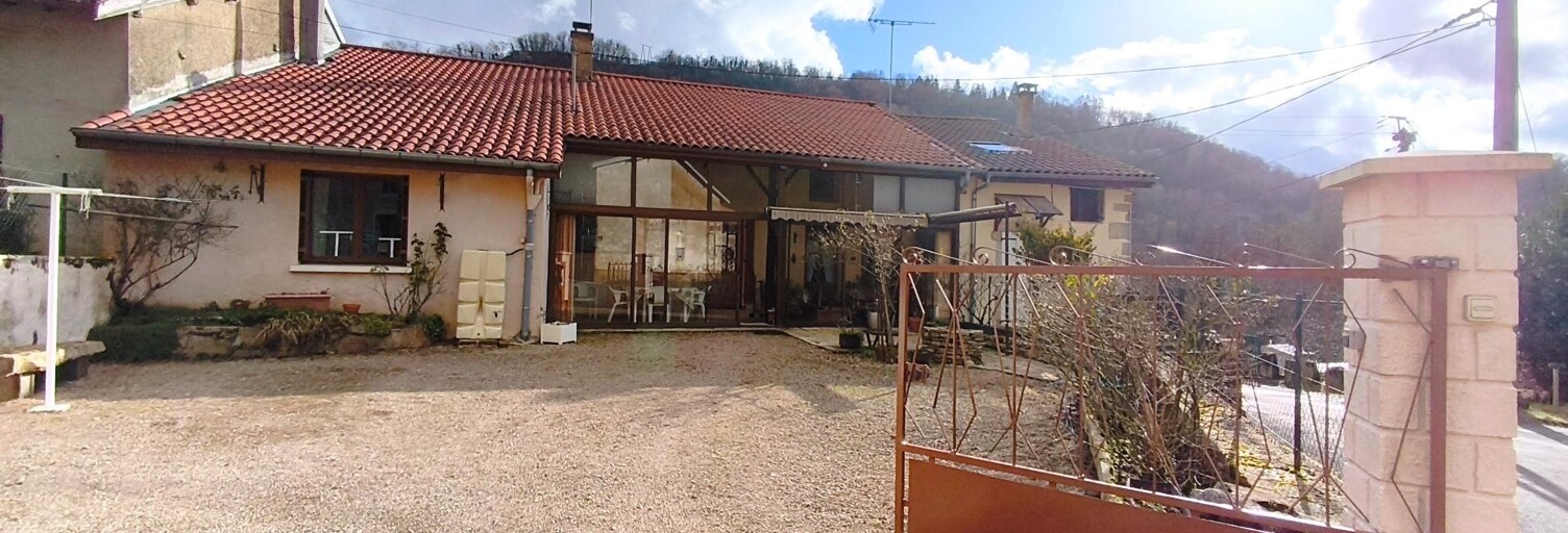 Maison 4 Pièces 92 m² à vendre à Saint-Amour (39160)