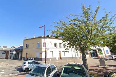Commerce 10 pièces 737000 €