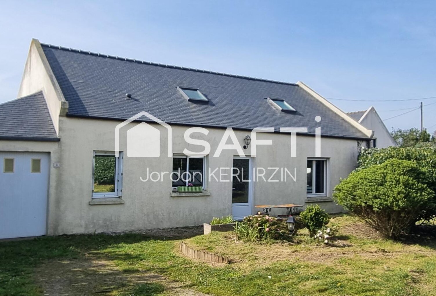 Maison 104 m², 6 pièces, 3 chambres, sur 609 m² de terrain, proche du bourg de Plougasnou — photo 1