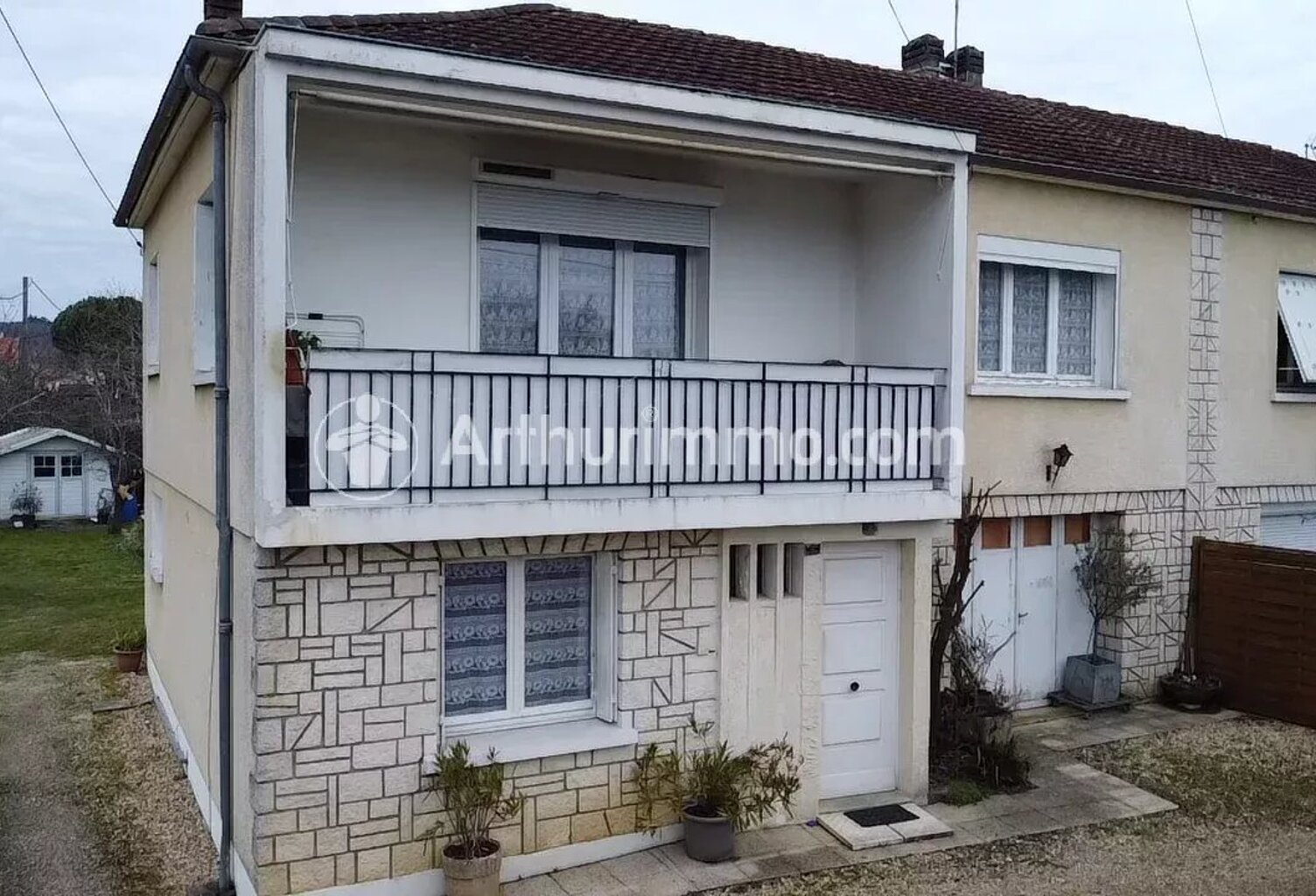 Maison de ville à étage – 3 chambres — photo 1