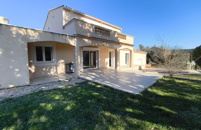 DPT (30) A vendre somptueuse villa traditionnelle-contempor — photo 2