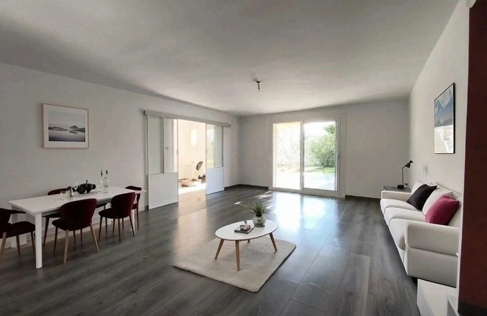 DPT (30) A vendre somptueuse villa traditionnelle-contempor — photo 4