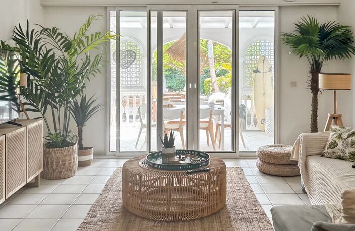 A VENDRE MAISON DE VILLAGE BAIE ORIENTALE — photo 2