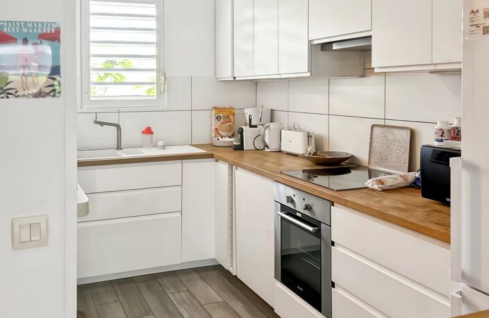 A VENDRE MAISON DE VILLAGE BAIE ORIENTALE — photo 3