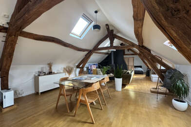 Appartement 3 pièces 745 €