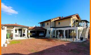 Maison 10 Pièces 205 m² à vendre à La Boisse (01120)