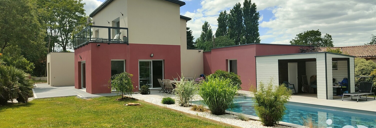 Maison 8 Pièces 164 m² à vendre à Le Tablier (85310)