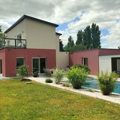 Maison 8 pièces 395000 €