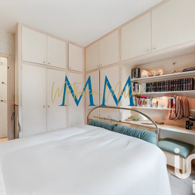 Appartement 3 pièces 240000 €