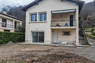 Appartement 4 pièces 800 €