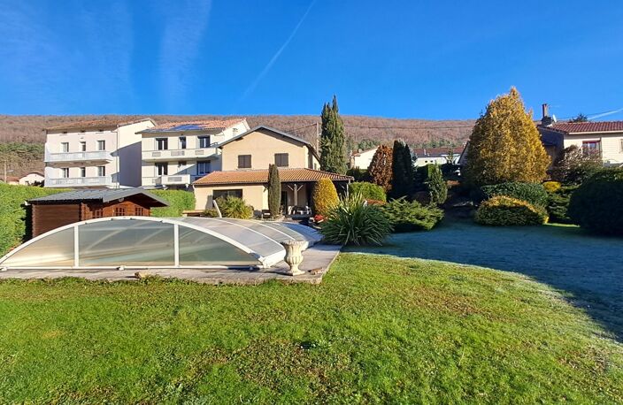 Vente maison 6 pièces 208 m² Lavelanet (09300) — photo 2