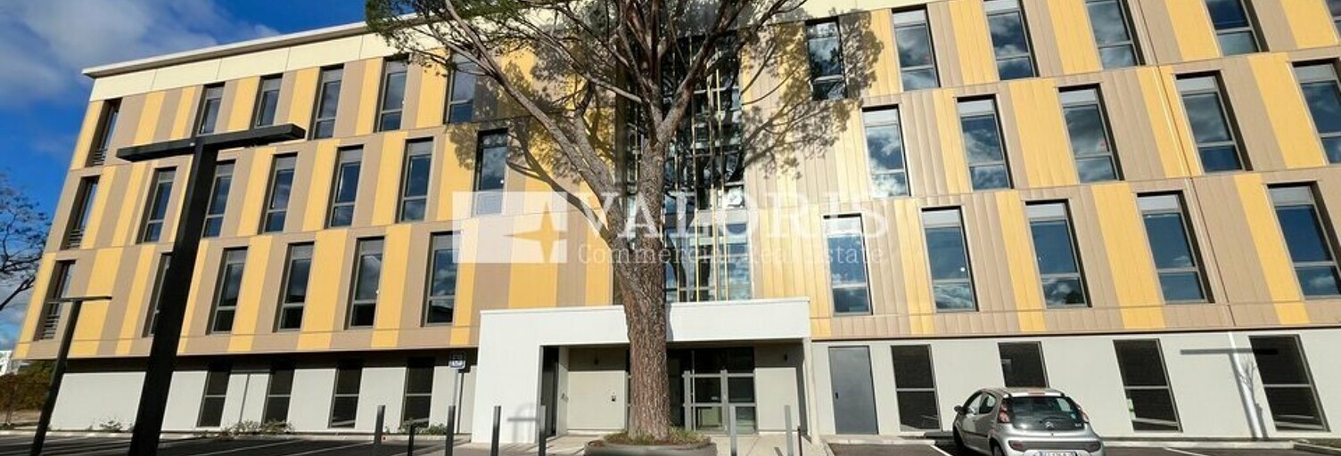 Bureau  1979 m² à louer à Aix-en-Provence (13290)