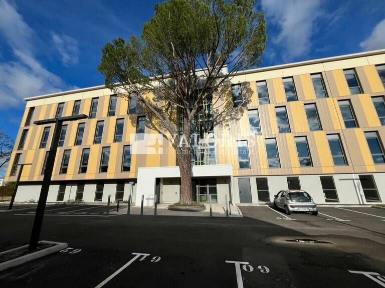 BUREAUX à LOUER — photo 1